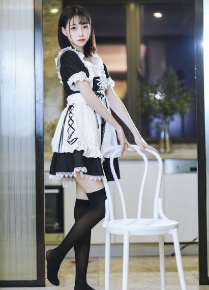 《小姐》