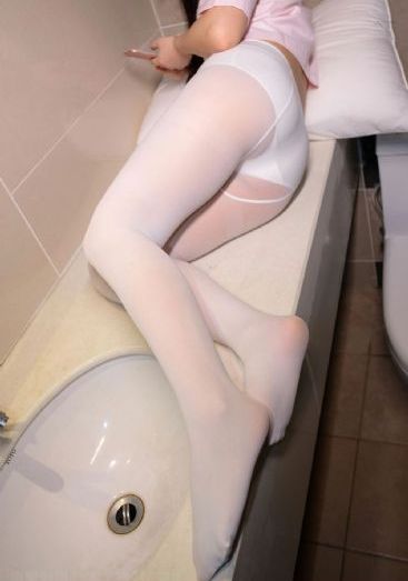 住在隔壁的女孩