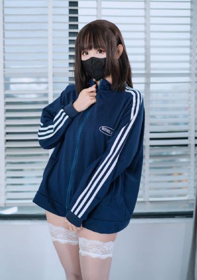 加勒比女海盗二成人完整版