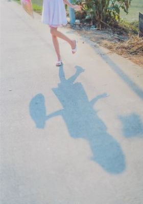 黑色树海