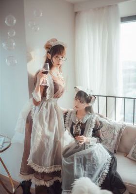 年轻妻子的朋友
